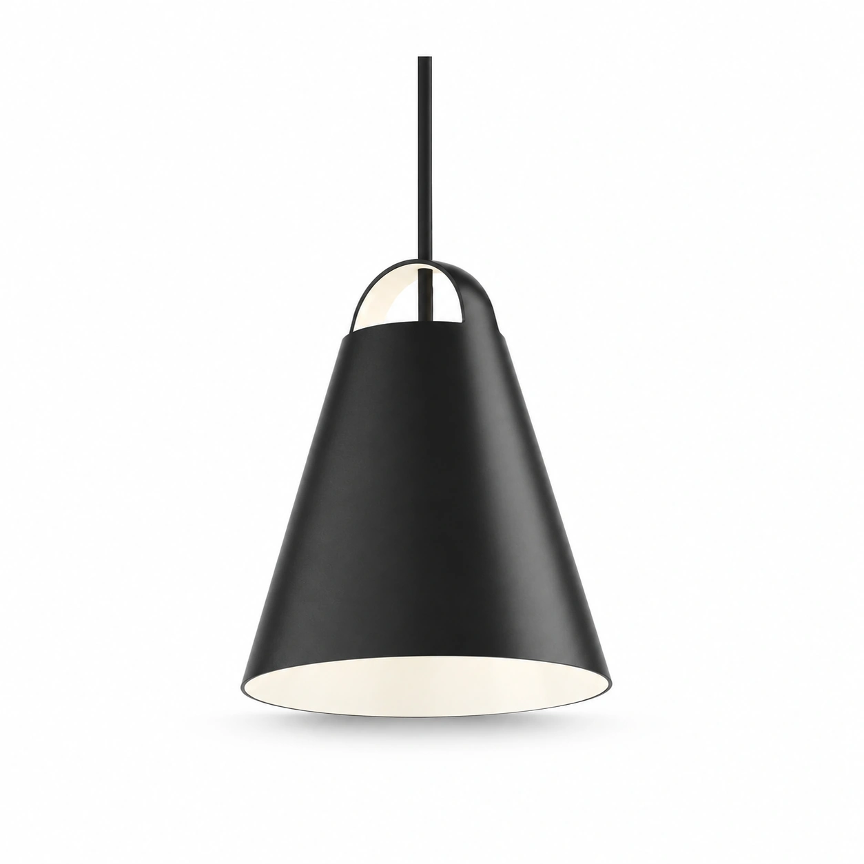 minimalist_black_pendant_lamp